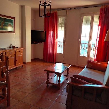 Apartamento Avenida Del Parque Cazorla Eksteriør bilde